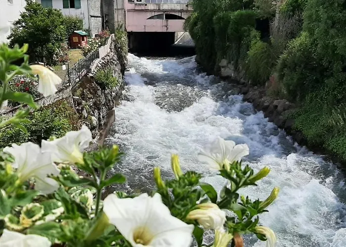 Agreable Avec Balcon Dans Calme 科特雷